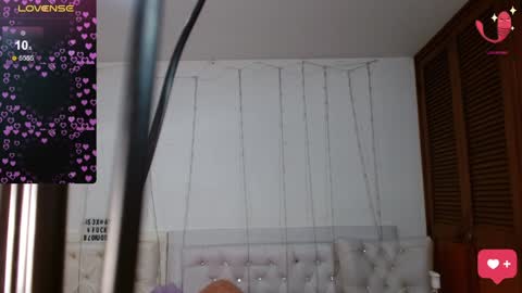 Snapshot of zion_bora chatting on January 2025 10:50:02 AM Zion Bora online show from January 2025 10:50:02 AM