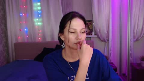 Zlata online show from January 2025 06:38:01 PM