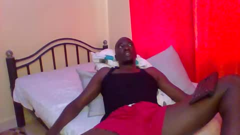 Zlatann2012 online show from February 2025 01:37:02 PM