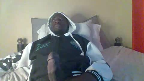 Zlatann2012 online show from November 2025 03:31:01 AM