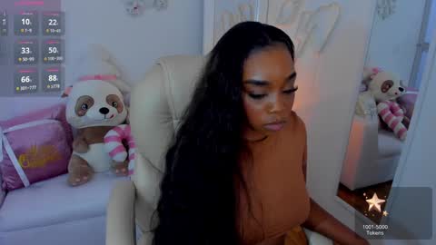 Snapshot of zobe_love chatting on December 2024 10:53:01 PM Zobe Love online show from December 2024 10:53:01 PM