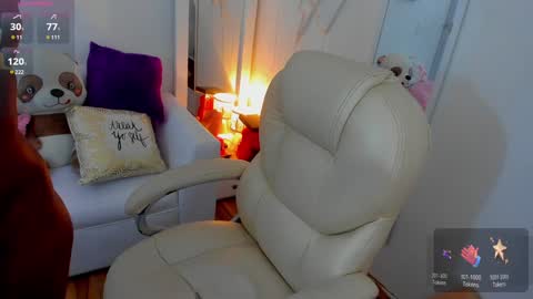 Snapshot of zobe_love chatting on January 2025 11:45:02 PM Zobe Love online show from January 2025 11:45:02 PM