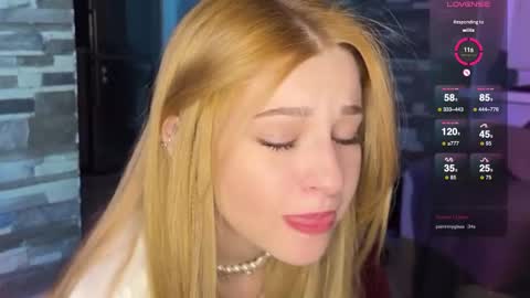 Zoe online show from February 2025 05:15:01 PM