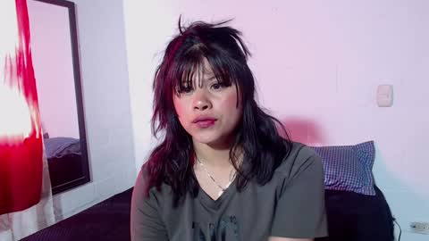 Snapshot of zoe_bronw chatting on January 2025 08:49:02 PM Zoe Bronw online show from January 2025 08:49:02 PM