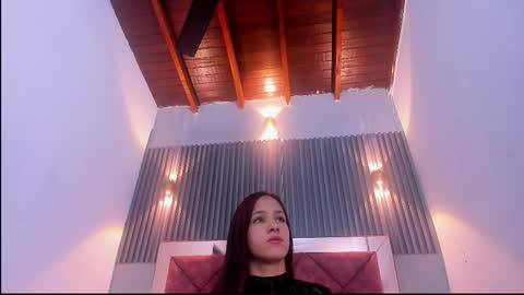 Zoe online show from November 2025 11:26:01 PM