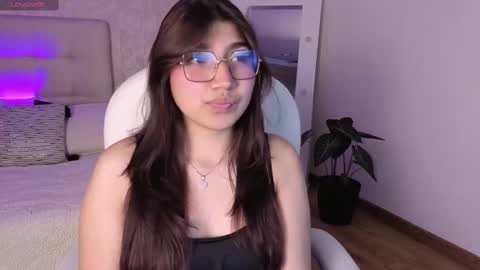 zoe  online show from September 2025 05:23:02 AM