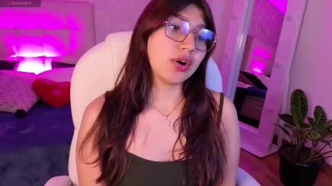 zoe  online show from October 2025 03:10:02 AM