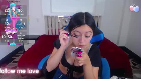 Z O E online show from September 2025 08:52:02 PM