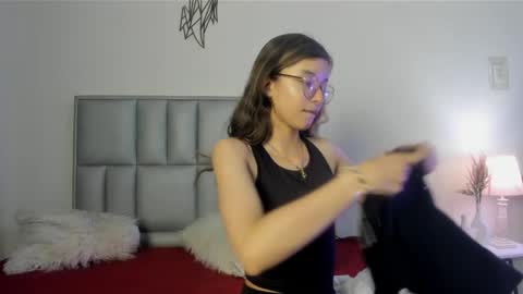 zoe_dear online show from March 2026 12:48:02 AM