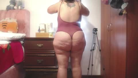Snapshot of zoe_hotxxx chatting on June 2026 02:45:01 PM zoe hotxxx online show from June 2026 02:45:01 PM