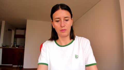 ZOE online show from February 2025 09:55:01 PM