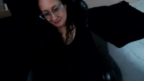 Snapshot of zoe_koller chatting on July 2026 01:33:01 AM Zoe Koller online show from July 2026 01:33:01 AM