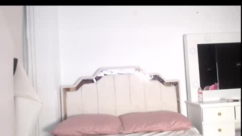 CAMILA online show from September 2025 12:22:02 AM