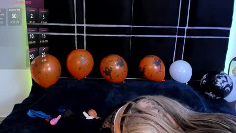 SWEET ZOE online show from November 2025 07:29:02 PM