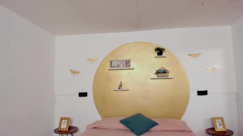 Zoe Lynch online show from October 2025 11:44:01 AM