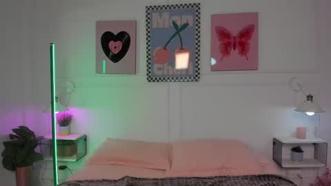 Zoe Lynch online show from February 2026 11:32:01 AM