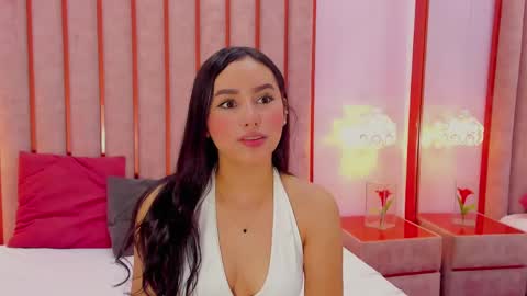 Zoe Monrow online show from May 2026 02:11:01 PM