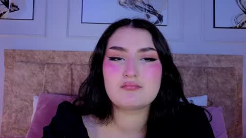zoe_moon__ online show from July 2026 01:02:01 PM