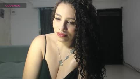 zoe tai online show from March 2026 01:11:01 AM