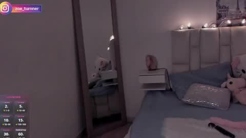 Zoe online show from April 2026 07:07:02 PM