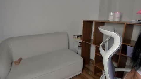 Zoe online show from March 2026 01:38:01 AM