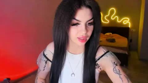 zoedrift online show from March 2026 04:45:01 PM