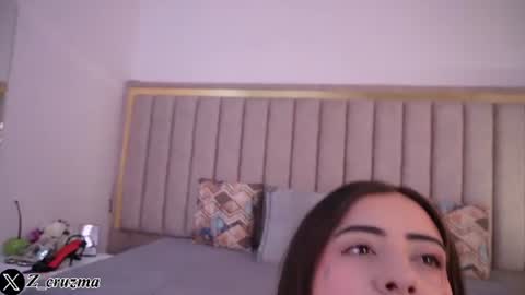 Snapshot of zoee_cruz chatting on July 2026 12:03:02 PM Camila online show from July 2026 12:03:02 PM