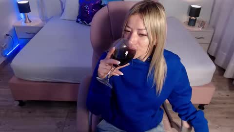 zoe online show from March 2026 04:14:01 AM