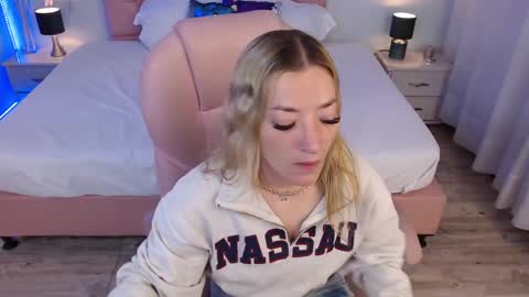 zoe online show from April 2026 02:45:02 AM