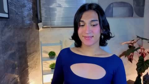 Snapshot of zoee_kiss_ chatting on May 2026 02:07:02 AM ZOE online show from May 2026 02:07:02 AM