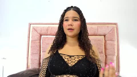 zoee online show from January 2025 03:09:01 AM