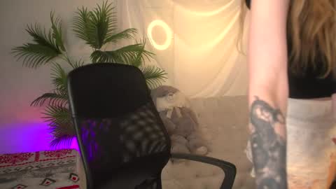 ZOE online show from May 2026 05:35:01 AM