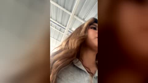 Snapshot of zoehangel chatting on January 2026 04:23:01 PM Zoe online show from January 2026 04:23:01 PM