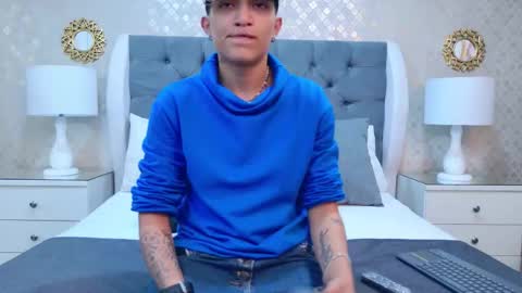 Zoe Krug online show from October 2025 11:50:01 AM