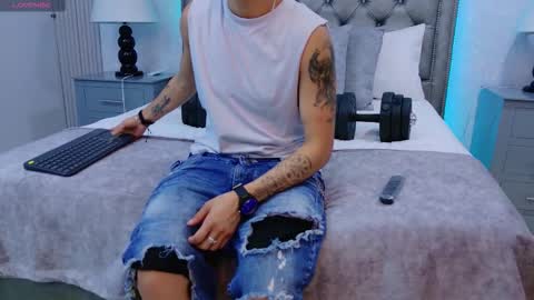 Zoe Krug online show from January 2026 07:26:01 PM