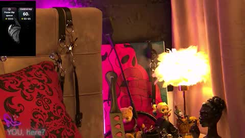 Snapshot of zoemesmerizee chatting on November 2025 12:04:02 PM ZoeMesmerize online show from November 2025 12:04:02 PM