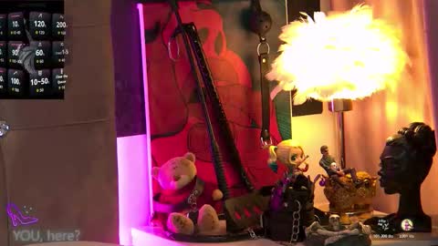 Snapshot of zoemesmerizee chatting on November 2025 04:36:01 AM ZoeMesmerize online show from November 2025 04:36:01 AM