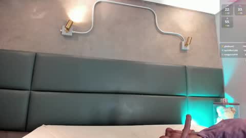 Zoe online show from February 2025 01:51:01 AM