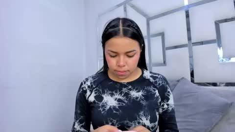 ZoeSwam online show from November 2025 11:32:02 AM