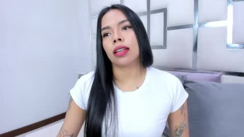 ZoeSwam online show from June 2026 01:25:02 PM