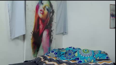 Snapshot of zoethorner chatting on April 2026 12:01:01 PM zoethorner online show from April 2026 12:01:01 PM