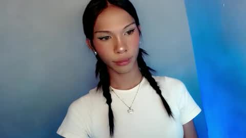 zoey online show from May 2026 08:49:02 PM