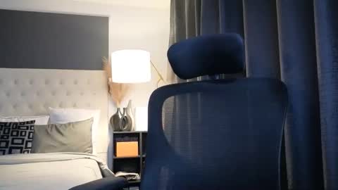 zoeyjohnson24 online show from May 2026 09:50:02 AM