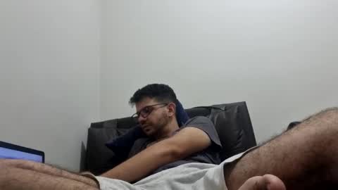 Snapshot of zoio0 chatting on January 2025 10:01:02 PM Zoio online show from January 2025 10:01:02 PM