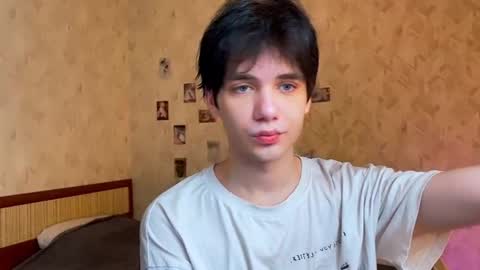 Zombdeeeee online show from July 2026 12:44:02 PM