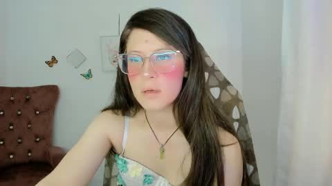 Alicie online show from April 2026 03:23:01 PM