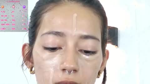 Violeta online show from November 2025 06:12:01 PM