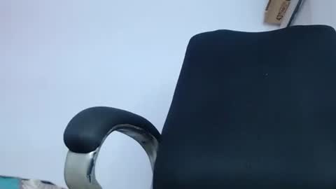 zousxxx online show from November 2025 09:31:01 PM