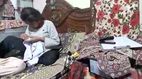 zoyakhan803 online show from February 2026 07:04:02 PM