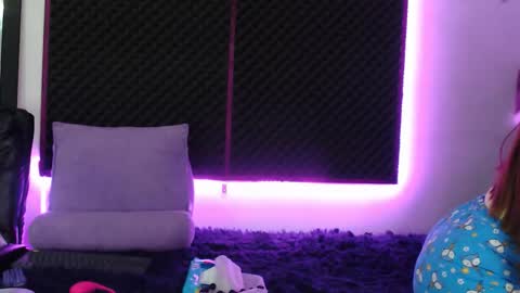 zpzphot online show from December 2025 10:18:02 PM